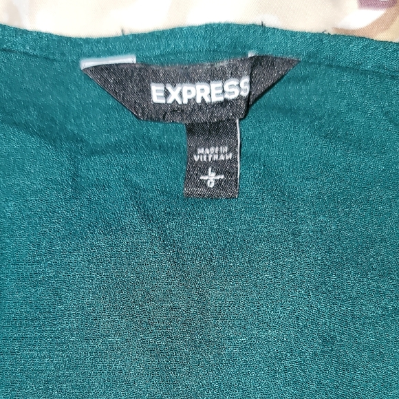 Express Faux Wrap Style Women's Blouse Sz: L - Picture 7 of 7